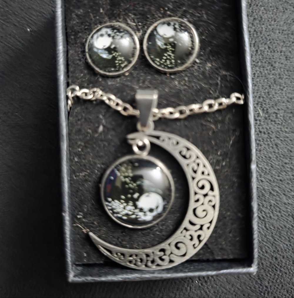 Celestial Black Moon Pendant Necklace & Stud Earrings Set